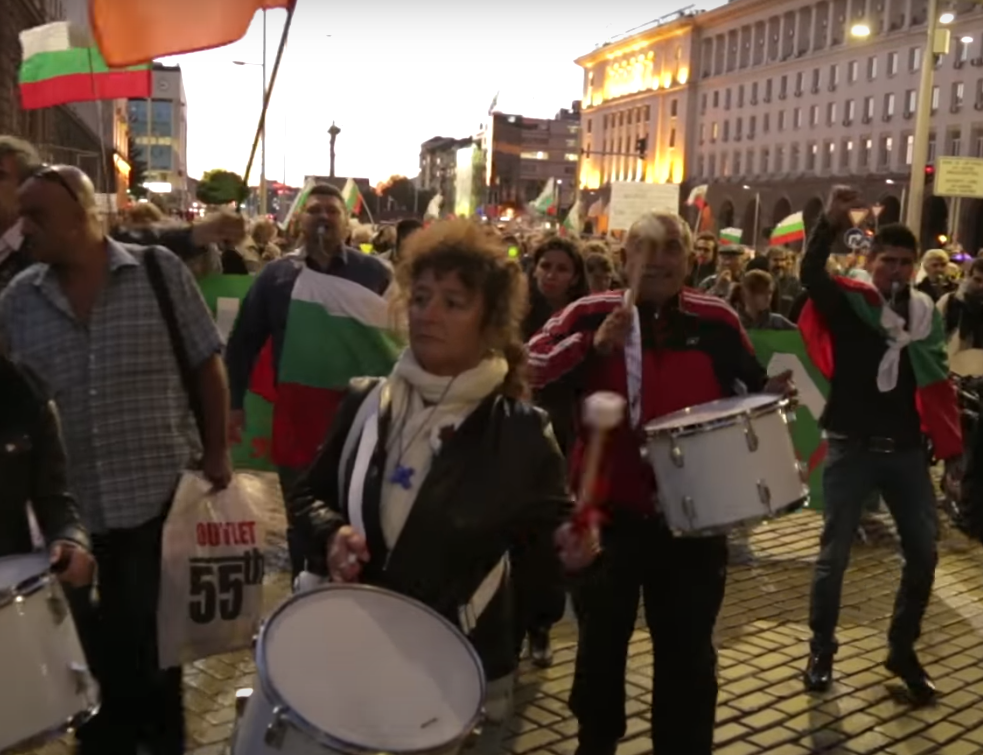 Bugari na nogama: Protest protiv karantina i vlade